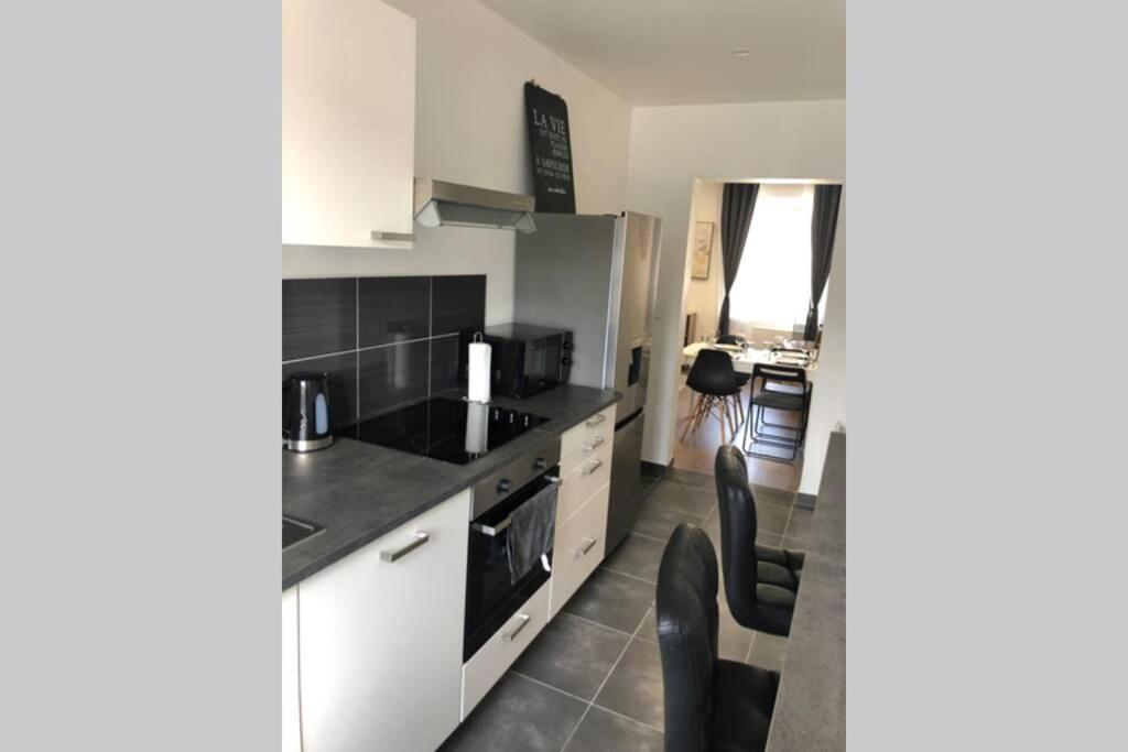 S'Capades 2 Mulhouse - Wifi Netflix Apartamento Exterior foto